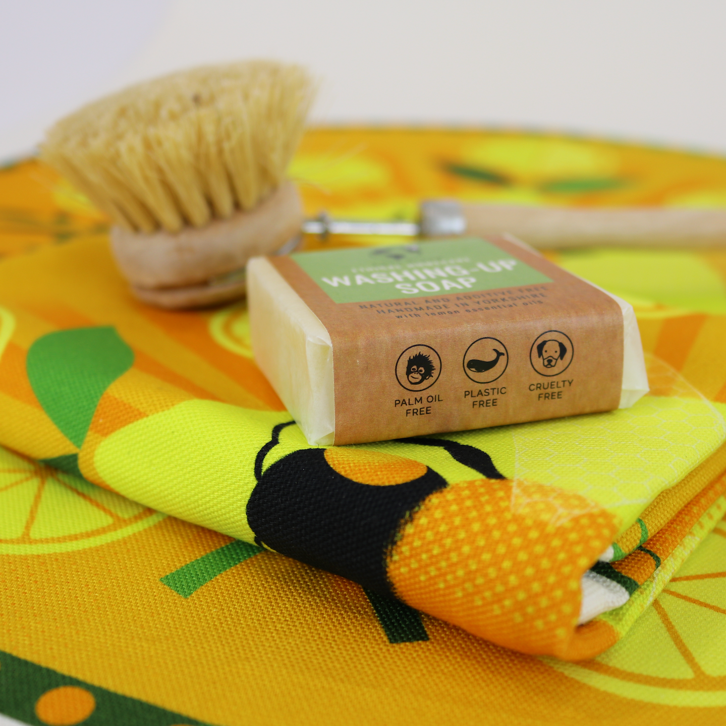 Washing Up Dish Soap with Lemon Essential Oil