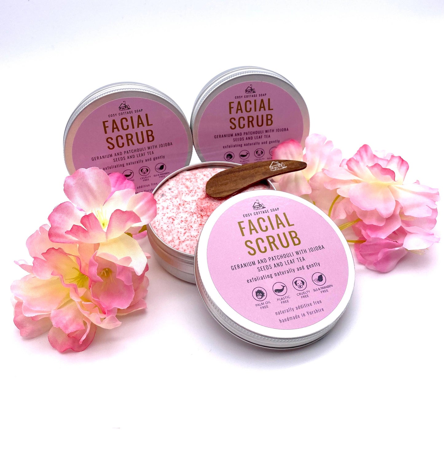 Jojoba and Geranium Exfoliating Facial Scrub